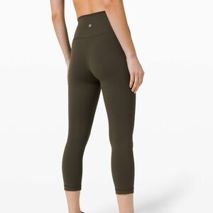 LULULEMON‎ Wunder Under 21" Crop Olive Green